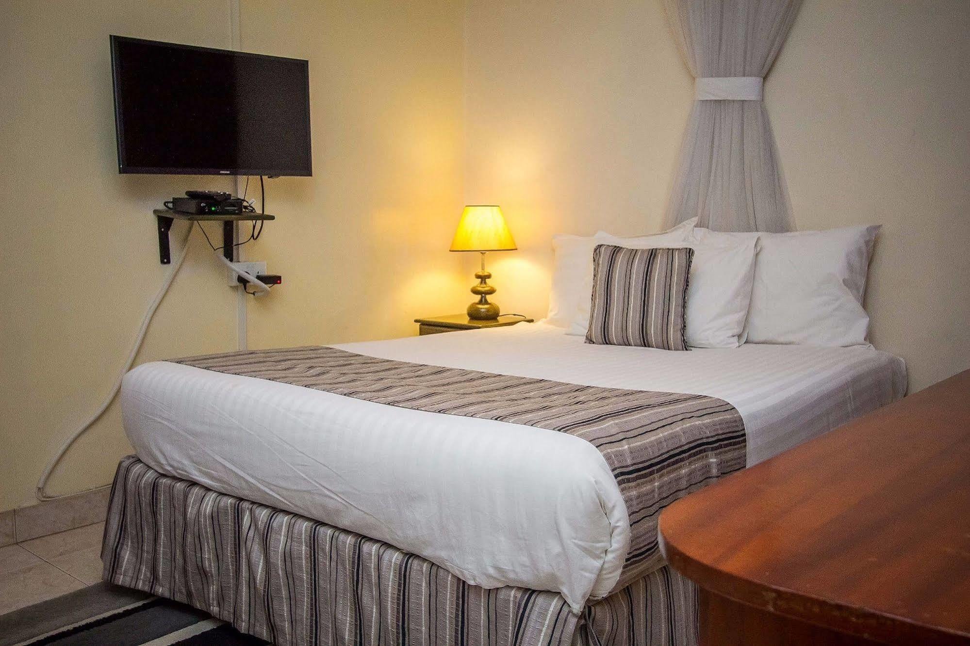 Magnolia Pine Bed & Breakfast Nairobi Buitenkant foto